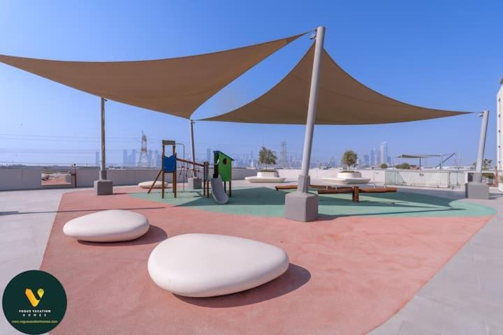 Vogue Lagoon District One Appartement Dubai